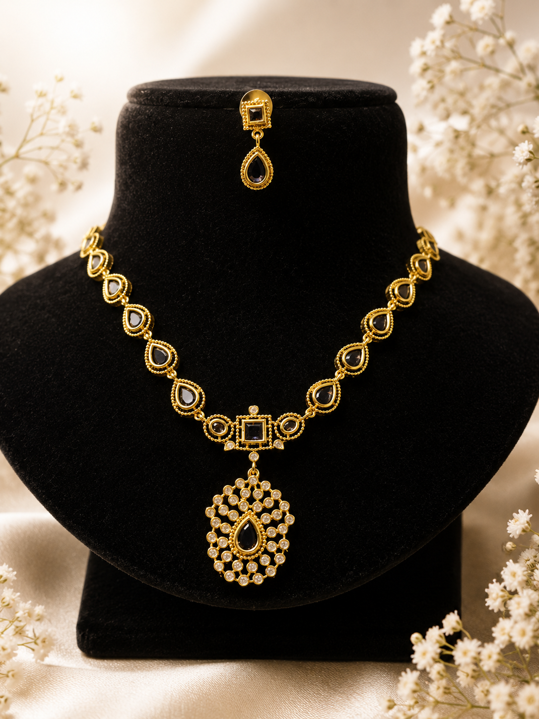 Gold Finish Neck Set -N0098